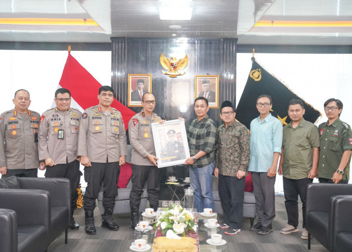 Silaturahmi dan Audiensi Manajemen Sumatera Ekspres Group dan Perkenalan GM Sumeks Yang Baru Dengan Kapolda Sumsel