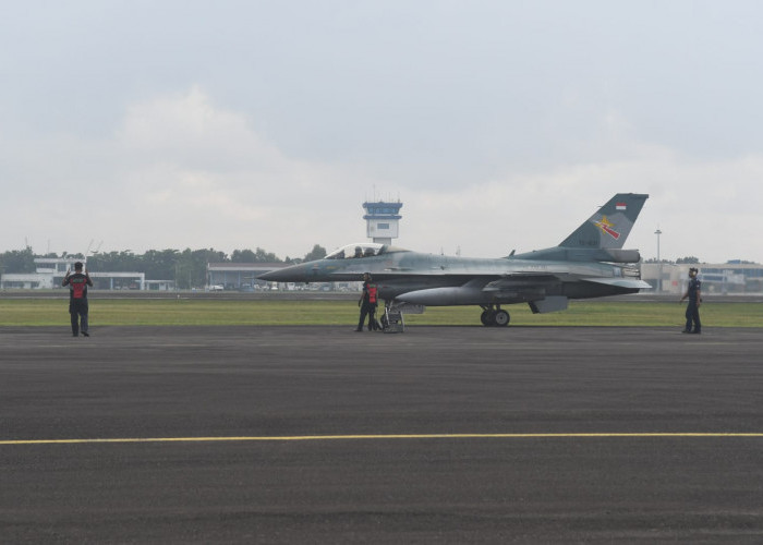 Dengan 5 pesawat F-16, dan 5 pesawat Hawk akan take off & landing di Baseops Lanud SMH, untuk manuver di Lanud SMH dalam latihan Jalak Sakti Koops Udara I 2024