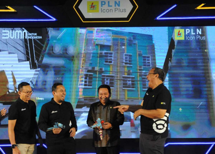 Kantor PLN-Peresmian Kantor  dan Office Tour PLN Icon  Plus SBU Regional Sumatera Bagian Selatan.  Pj Gubernur Sumsel yang diwakili Ass III Pemprov Sumsel  Kurniawan  bersama Direktur Utama  PLN Icon Plus Ari Rahmad Indra Cahyadi meresmikan Kantor Baru PLN Icon Plus  Regional Sumbagsel di Jln. Demang Lebar Daun Palembang,  sekaligus melakukan Office Tour.  PLN Icon Plus merupakan anak Perusahaan PLN yang bergerak di bidang internet dan konektifitas.  Kamis. (1/2/2024) Foto:Budiman/Sumateraekspres.id