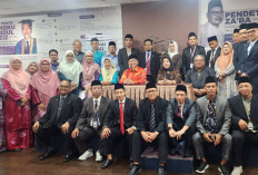 16 Mahasiswa S3 Peradaban Islam UIN Raden Fatah Ujian Proposal Disertasi Berbentuk Kolokium Ilmiah ke UiTM Mal