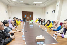 Mengenal Proses Produksi Berita, Siswa PalComTech Kunjungi Graha Pena Sumatera Ekspres