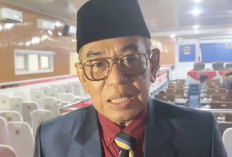 Dana Reses Macet,  Fraksi Demokrat Protes 