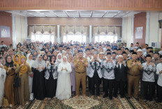 Lepas 66 CJH PGRI Kota Palembang, Sekda Aprizal Hasyim Doakan Mendapatkan Predikat Haji Mabrur 