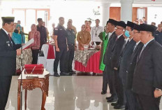 Bupati Edison Rotasi 6 Pejabat