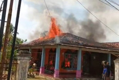 Rumah Warga di Plaju Hangus Dilalap Api, Dugaan Sementara Dipicu Korsleting Listrik