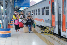   PT KAI Divre III Siapkan 21.696 Tiket Selama Long Weekend