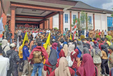 Jawaban Bupati Bikin Tak Puas, Mahasiswa Ancam Lakukan ini 
