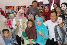 Dukung Kreativitas Siswa SLB lewat Pelatihan Papan Bunga