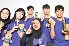 Membanggakan, Dua Siswa SMAN Sumsel Terima Beasiswa Non Degree dari Singapore Management Univesity SMU) 