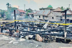 Tak Terselamatkan, Rumah dan Motor Milik Jais Hangus Terbakar, Korsleting Listrik Diduga Pemicunya