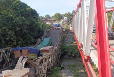 Jembatan Lawai B Runtuh Diduga Karena Beban Berlebih, Lalu Lintas Dialihkan ke Jembatan Lawai A