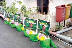 Raih Gelar Doktor Ilmu Hukum FH Unsri, Antoni Toha Terima Ucapan Selamat Berupa Bibit Pohon Buah Ini Harapanya
