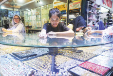 Enam Bulan LM Meroket Rp500 Ribu, Emas Perhiasan di Palembang Bertahan Rp10 Jutaan per Suku