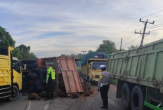 Truk Sawit Terguling, Jalur Palembang–Indralaya Alami Kemacetan Panjang
