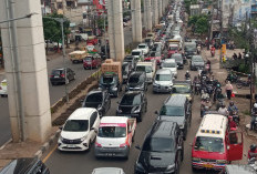 Kemacetan di Kawasan Pasar Palimo Warnai Aktivitas Ramadan di Palembang