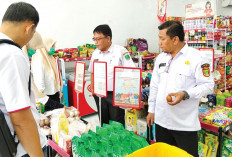 Tim Gabungan Sidak, Isu Telur Palsu di Empat Lawang Ternyata Hoaks