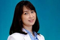 Teliti LPR pada Tikus Hantarkan Dr dr Adelien Raih Gelar Doktor Sains Medis FK Unsri