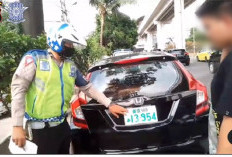 Gagah-Gagahan Pake Plat Negara Asing, Pengendara Mobil di Palembang Ditilang Ditlantas Polda Sumsel