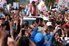 Usai Debat Terakhir, Prabowo Pulang Kampung Disambut Puluhan Ribu Masyarakat Sulawesi Utara