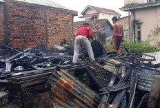 Rumah Produksi Pempek Meledak Belasan Kali Warga Panik Lari Sambil Teriak Kebakaran Heboh