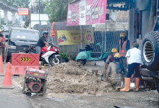  Perbaiki Pipa Bocor di Jl Kol H Barlian, Perumda Tirta Musi Setop Pengaliran Air Ribuan Pelanggan Terdampak