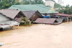 Kecamatan Tebing Tinggi Dilanda Banjir Bandang, Gubernur Lepas Bantuan Yakesma ke Aceh Tamiang
