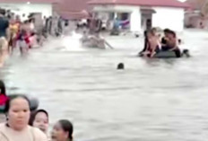 Pekarangan Jadi Kolam Renang Dadakan