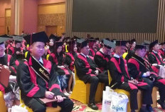 Wisuda Universitas MDP: Rektor Mengaku Bangga dan Beri Pesan Ini Pada 226 Wisudawan- Wisudawati!