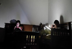 Sebagian Wilayah Kota Prabumulih Padam,  Warga Gelap-Gelapan di Malam Hari