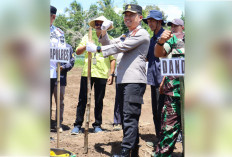 Polres Lahat Tanam Jagung Serentak Dukung Kemandirian Pangan Nasional