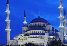 Mengagumi Keajaiban Arsitektur Islam: Inilah Masjid-Masjid Terindah di Dunia, dari Biru ke Emas!