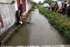 Warga Tanah Periuk Gempar, Mayat Wanita Ditemukan Mengambang di Saluran Irigasi