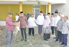 Universitas PGRI Palembang Berbagi 700 Paket Hewan Qurban