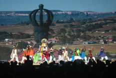 19 Anak Lesotho Hipnotis Penonton di Palembang: Paduan Kungfu dan Tarian Afrika dalam Misi Kemanusiaan