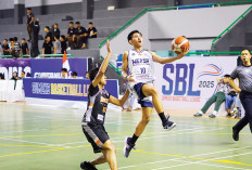 Usai Tanding, Salaman dan Foto Bersama: Sportivitas Warnai SBL Gubernur Sumsel Cup 2025