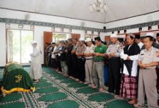 PENTING, Tata Cara Salat Jenazah Lengkap: Niat, Bacaan dan Doa  