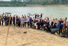 PT TeL Gelar Aksi Bersih Sungai Lematang Bersama Warga dan Pemerintah, Dorong Kepedulian Lingkungan