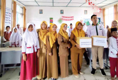 Kumpulkan Baju Layak Pakai Hingga Zakat, Kepedulian Guru dan Siswa SDN 189 Palembang  Terhadap Sesama