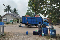Kekeringan Mulai Melanda Desa Sinar Rambang, Pemdes Salurkan 40 Ribu Liter Air Bersih untuk Warga
