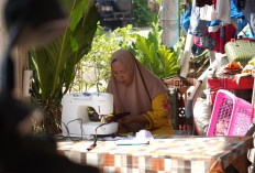 Mesin Jahit dan Harapan Baru dari Sudut Eks Lokalisasi di Lampung