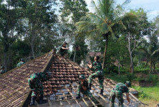 Luar Biasa! Semangat Warga dan TNI Bangun Ulang Musala dari Nol
