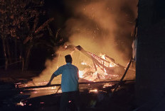 Dapat Kabar Duka Lagi Tahlilan, Rumah Sutomo Habis Terbakar