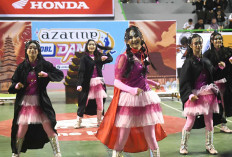 Tema Candi Bumiayu, Dancer SMAN 2 Unggulan Talang Ubi Bawa Pesan Jangan Sombong di DBL Dance 2025