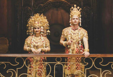 Bule Australia Akan Persunting Perempuan Prabumulih, Makan Pindang Pakai Pisau dan Garpu, Lahap 25 Pempeks