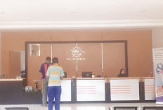 Pasca Lebaran Ramai Warga Bayar Barang Gadai di Kantor Pos 