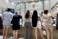 Dipicu Aksi Ambil Untung Investor, Emas Perhiasan  Turun hingga  Rp1 Juta per Suku