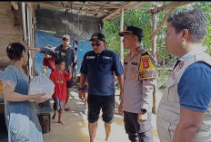 Banjir Surut di Bayung Lencir, Puluhan Warga Terima Bantuan Sembako