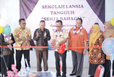Desa Mekar Jaya  Hadirkan Sekolah Lansia,  Perkuat Program Sosial