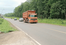 Jelang Nataru, Batasi Operasional Angkutan Barang