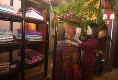 Songket Sriwijaya Bernilai Ratusan Juta, Warisan Zaman Keemasan yang Masih Hidup